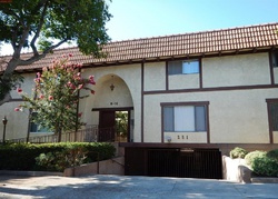 Pre-foreclosure in  W DRYDEN ST  Glendale, CA 91202