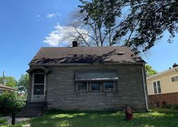 Pre-foreclosure Listing in MARYLAND AVE E SAINT PAUL, MN 55117