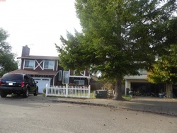 Pre-foreclosure in  52ND AVE NE Tacoma, WA 98422