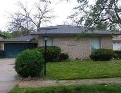 Pre-foreclosure in  BLACKSTONE AVE Dolton, IL 60419