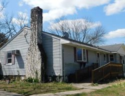 Pre-foreclosure Listing in JAMES ST TOMS RIVER, NJ 08753