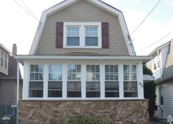 Pre-foreclosure Listing in CRESCENT ST LANGHORNE, PA 19047