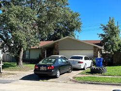 Pre-foreclosure Listing in W RENO ST BROKEN ARROW, OK 74012
