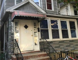 Pre-foreclosure Listing in 112TH ST SOUTH RICHMOND HILL, NY 11419