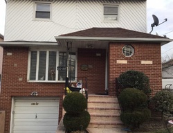 Pre-foreclosure in  BROOKVILLE BLVD Rosedale, NY 11422