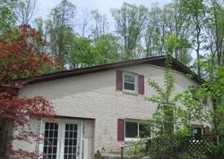 Pre-foreclosure in  HANOVER PIKE Manchester, MD 21102