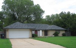 Pre-foreclosure in  GLENCOVE PL Oklahoma City, OK 73132