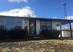 Pre-foreclosure in  S LIVINGSTON ST Springfield, IL 62703