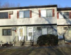 Pre-foreclosure Listing in LANTERN PARK DR UNIT 4 NAUGATUCK, CT 06770