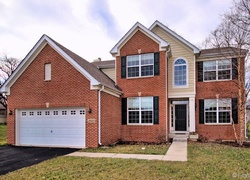 Pre-foreclosure in  LUCCA CT Elgin, IL 60123
