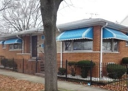 Pre-foreclosure in  S LA SALLE ST Chicago, IL 60628