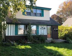 Pre-foreclosure Listing in E CARPENTER AVE CUDAHY, WI 53110