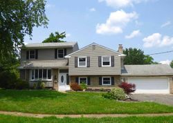  Farmdale Rd, Moorestown NJ