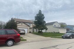 Pre-foreclosure in  SIEMS DR Glendale Heights, IL 60139