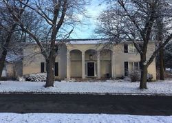 Pre-foreclosure in  FOUR SEASONS RD E Buffalo, NY 14226