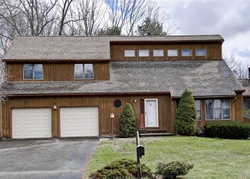 Pre-foreclosure Listing in LANCASTER DR WINDSOR, CT 06095