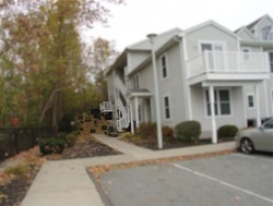 Pre-foreclosure in  MERIDIAN ST UNIT 204 Groton, CT 06340