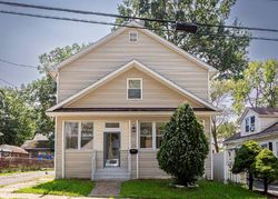 Pre-foreclosure in  EUCLID ST W Hartford, CT 06112