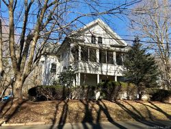Pre-foreclosure Listing in NEW HAVEN AVE ORANGE, CT 06477