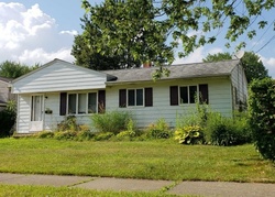  Glenwood Dr, Painesville OH