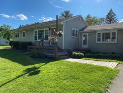 Pre-foreclosure in  CLOVERLAND DR Rochester, NY 14610
