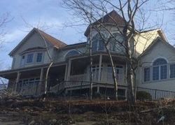 Pre-foreclosure in  OVERLOOK RD Pomona, NY 10970