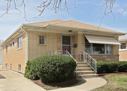 Pre-foreclosure in  N OAK PARK AVE Chicago, IL 60656