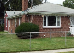 Pre-foreclosure Listing in FENIMORE AVE UNIONDALE, NY 11553