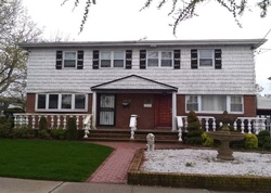 Pre-foreclosure Listing in 147TH AVE ROSEDALE, NY 11422