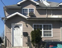 Pre-foreclosure in  BARKER ST Staten Island, NY 10310