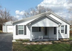 Pre-foreclosure in  RICHARDS DR Russell Springs, KY 42642