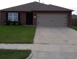 Pre-foreclosure Listing in S JEWELL DR CLAREMORE, OK 74019