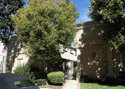 Pre-foreclosure Listing in COHASSET ST UNIT 2 WINNETKA, CA 91306