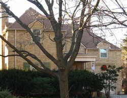 Pre-foreclosure in  NUTTALL RD Riverside, IL 60546
