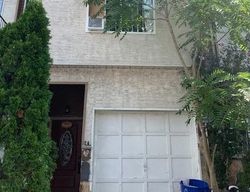 Pre-foreclosure in  SKYLINE DR Staten Island, NY 10304