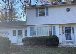 Pre-foreclosure Listing in NORTHFIELD DR EAST HARTFORD, CT 06118