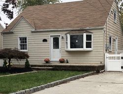 Pre-foreclosure in  PROSPECT AVE Edison, NJ 08817