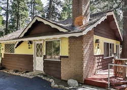 Pre-foreclosure Listing in FINHAUT DR CRESTLINE, CA 92325