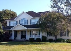Pre-foreclosure in  SOUTHAVEN DR Brookhaven, NY 11719