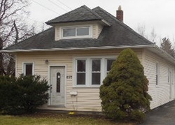 Pre-foreclosure Listing in ELMA AVE ELGIN, IL 60120