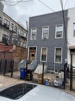 Pre-foreclosure in  BLEECKER ST Brooklyn, NY 11237
