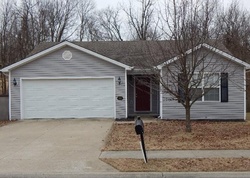 Pre-foreclosure in  COTTONWOOD DR Richmond, KY 40475