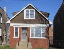 Pre-foreclosure in  S PRAIRIE AVE Chicago, IL 60619