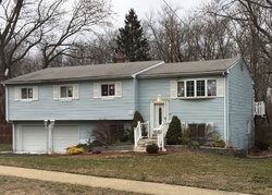 Pre-foreclosure in  THORNE PL Middletown, NJ 07748