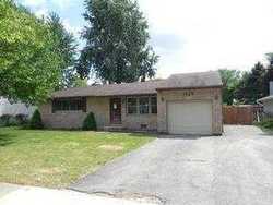 Pre-foreclosure in  RONZHEIMER AVE Saint Charles, IL 60174