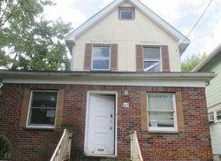 Pre-foreclosure in  LEXINGTON AVE Lansdowne, PA 19050