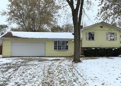 Pre-foreclosure in  COUNTRYSIDE DR Montgomery, IL 60538