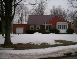 Pre-foreclosure Listing in SYLVAN PKWY AKRON, NY 14001