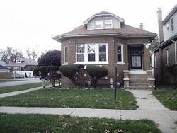 Pre-foreclosure Listing in S 11TH AVE MAYWOOD, IL 60153