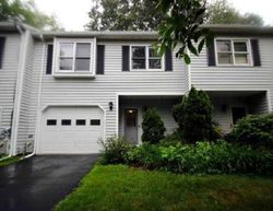 Pre-foreclosure Listing in CLUBHOUSE DR SARATOGA SPRINGS, NY 12866